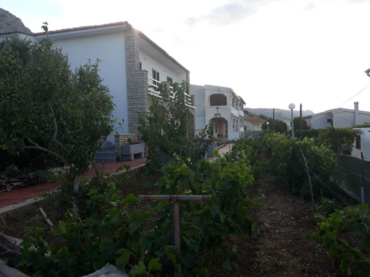 Apartments Pag Holiday Pag Town Exterior photo